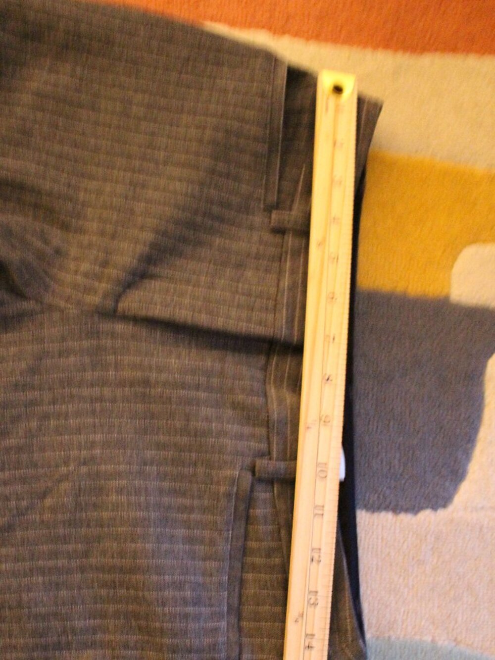 Women's Express Columnist Barely Boot Mid Rise, Size 6R - Picture 4 of 5
